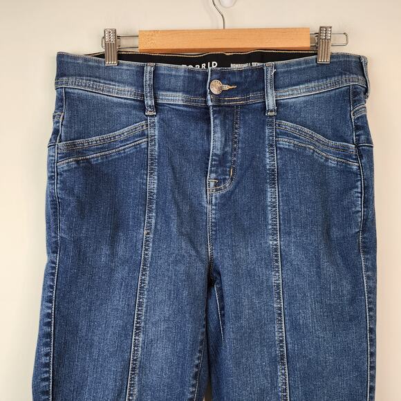 Torrid Bombshell Skinny Jeans Seamed Split Hem Stretch Denim Pants Size 14 TALL - Picture 3 of 8